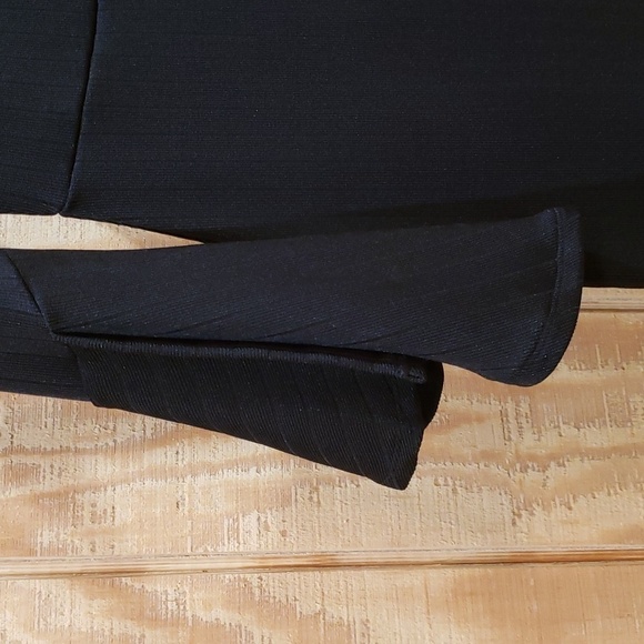 Stylestalker NWT Wylie Black Off Shoulder Bell Sleeve Evening Midi Dress… - Picture 4 of 8